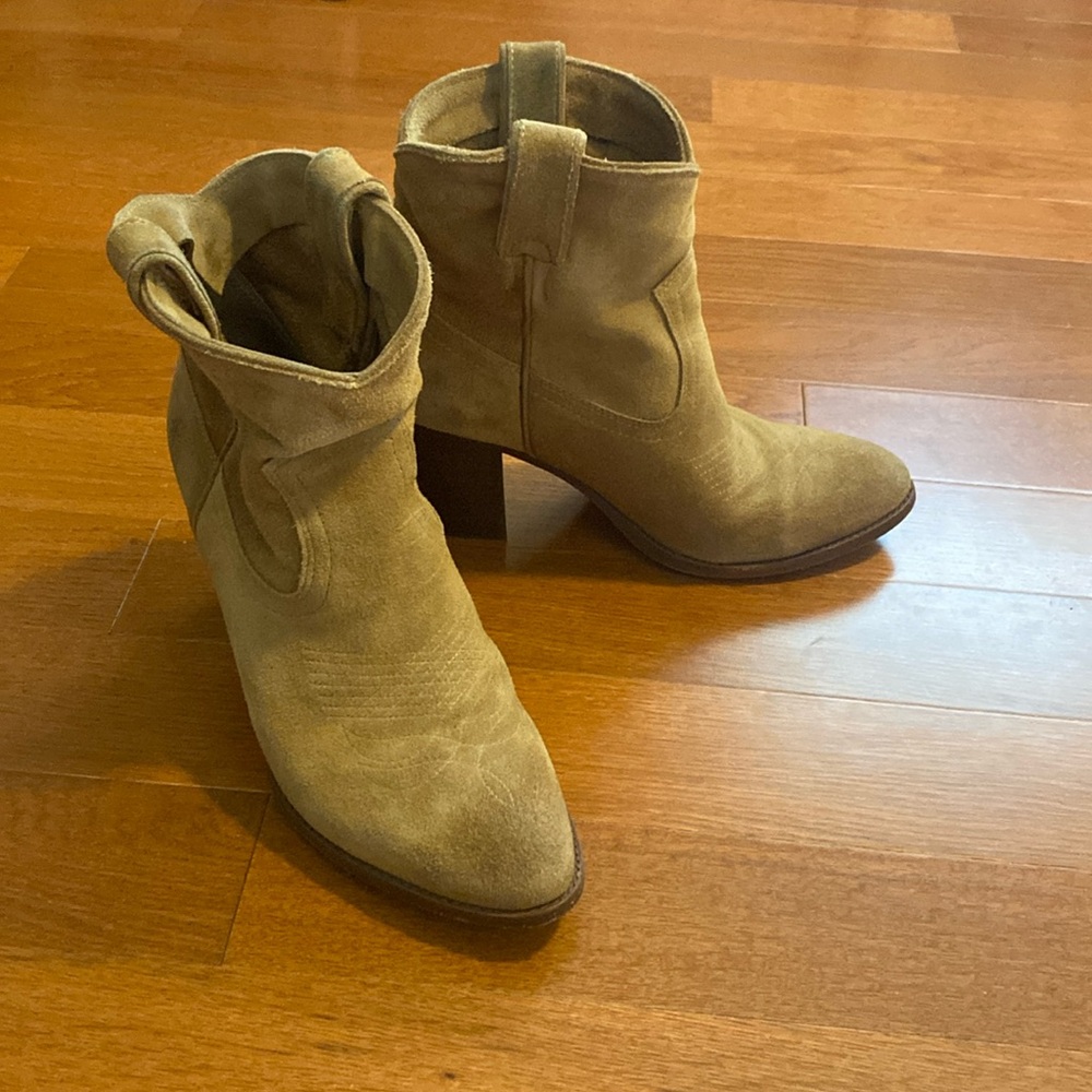 Frye - Ilana Short suede bootie 8.5